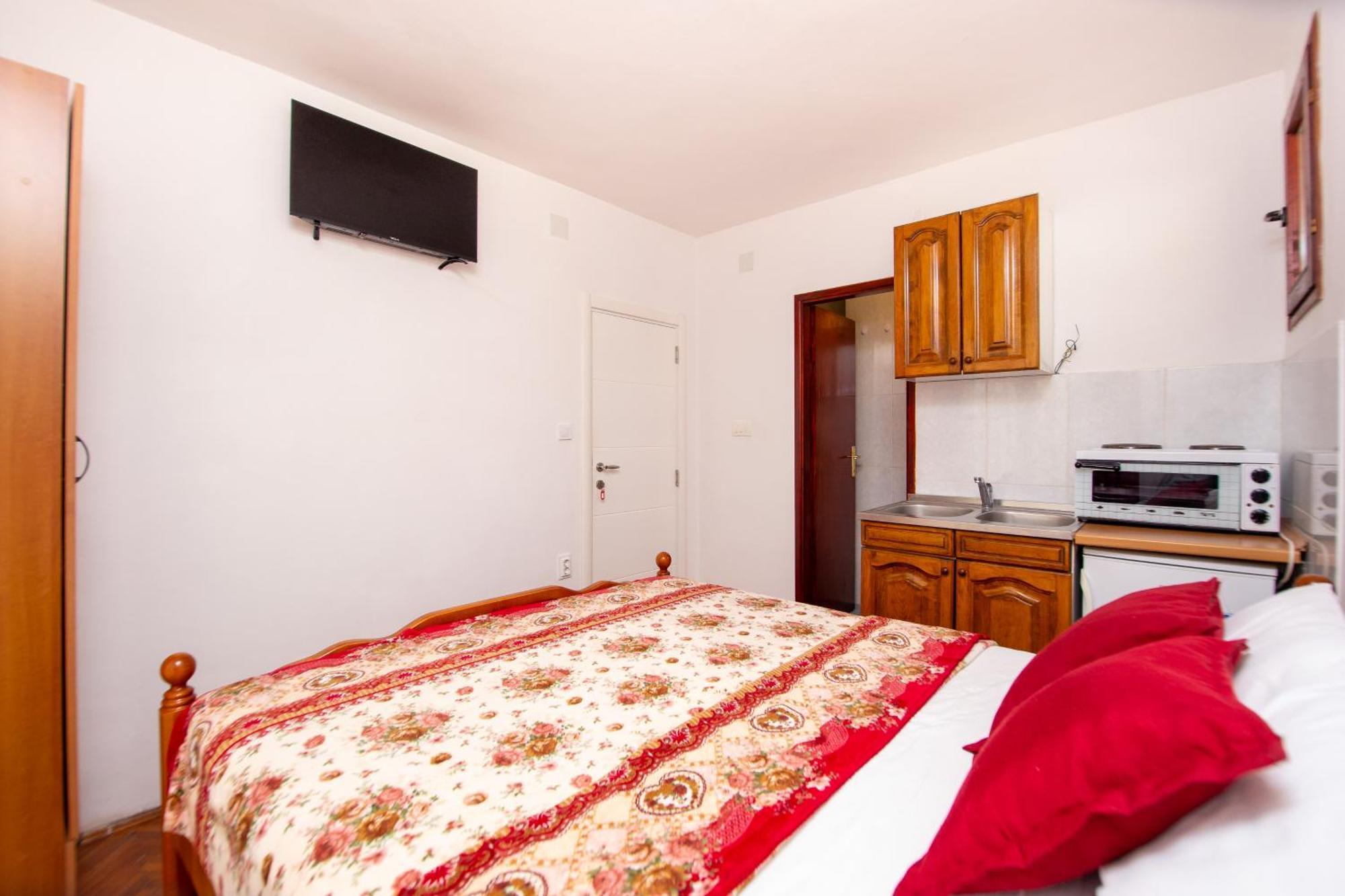 Apartmani Becici Стая снимка