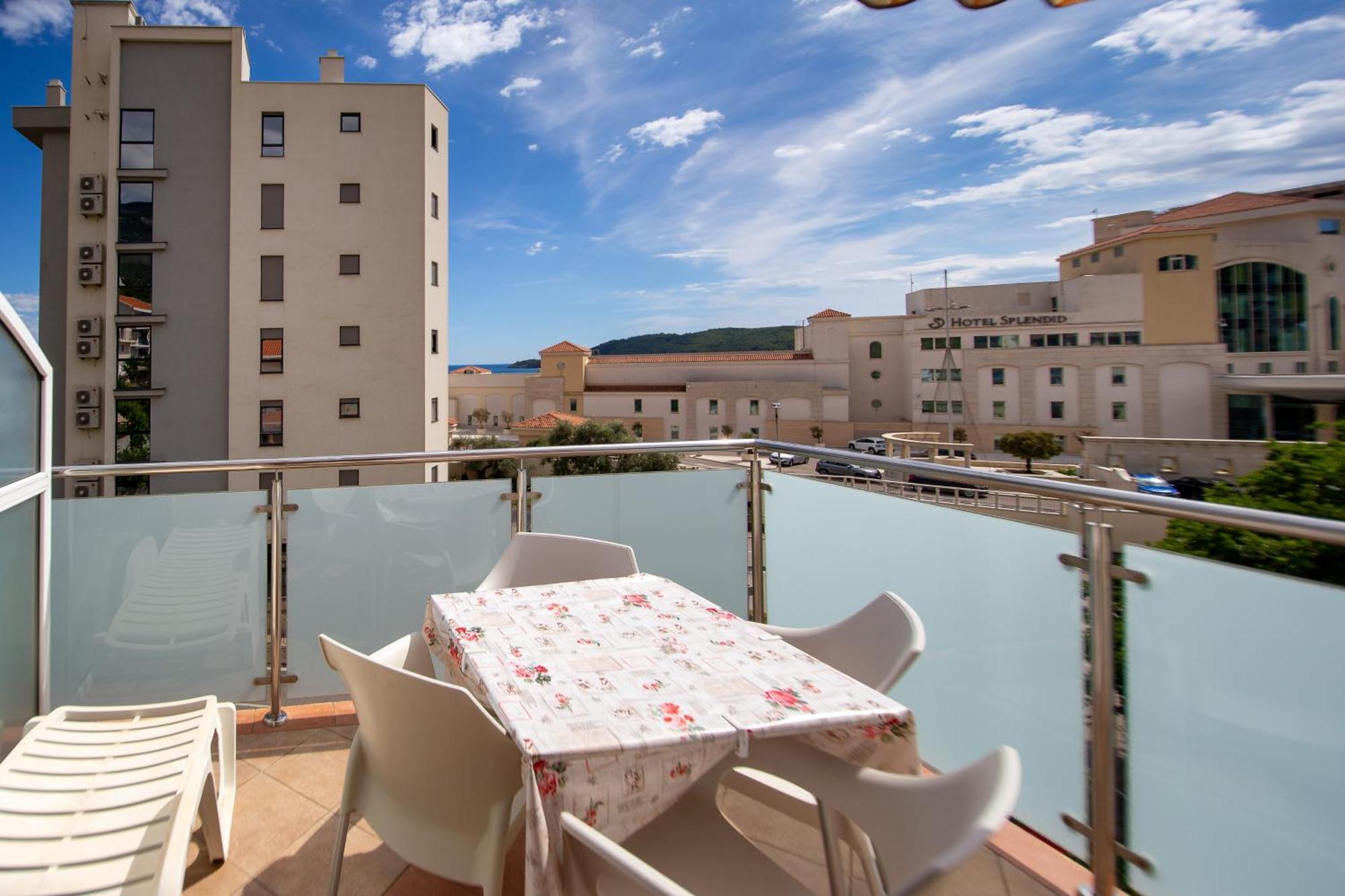 Apartmani Becici Екстериор снимка